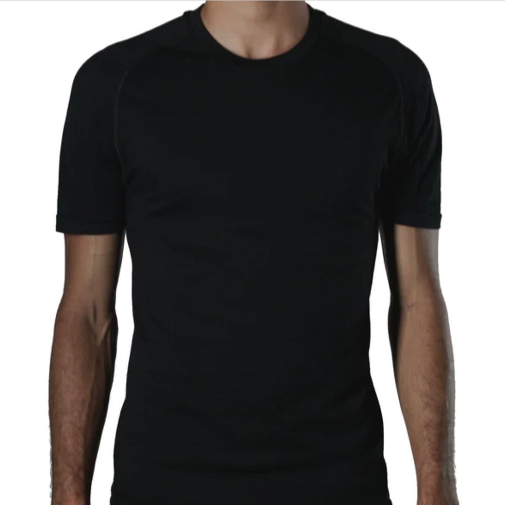 Y Athletics Men’s SILVERAIR MERINO CREW NECK T-SHIRT Size S